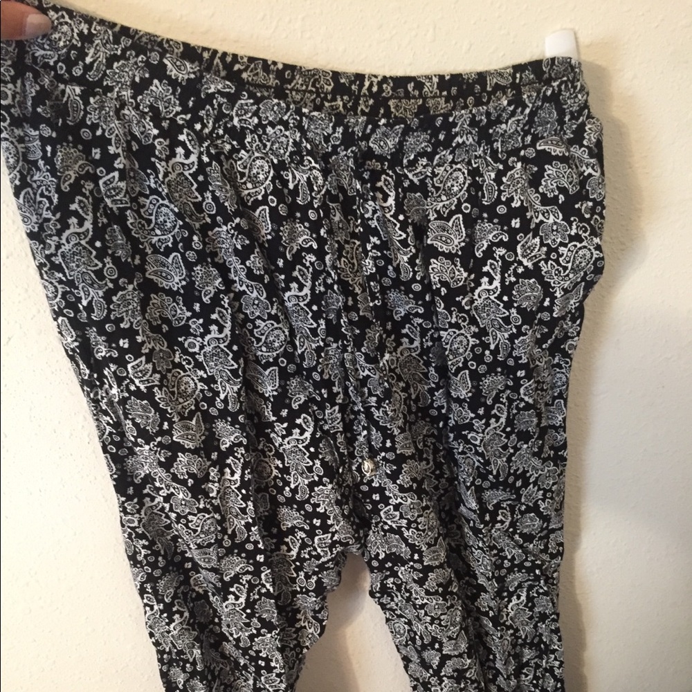 Flowy pants